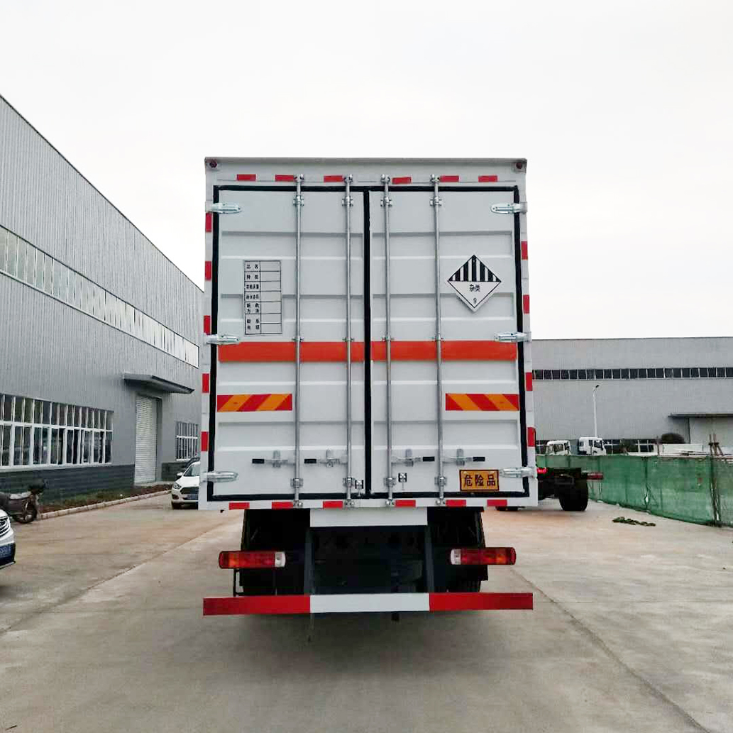 东莞危险品运输车厂家全览 新款东风危货车价格、地址及联系方式解析