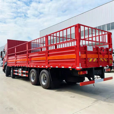 东风天龙9.6米仓栅式危化品运输车 专业、安全、高效的液化气钢瓶运输解决方案